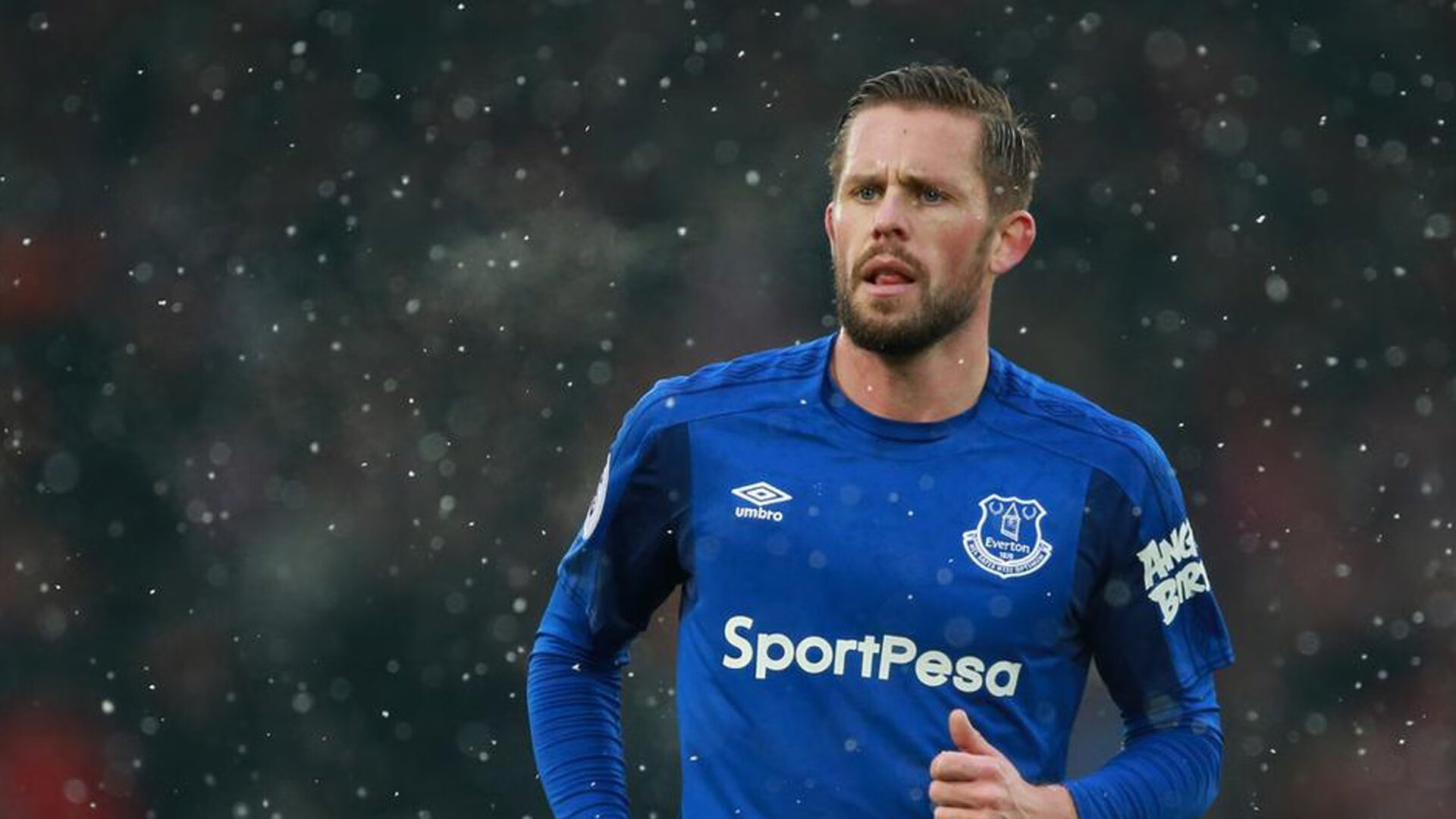 赛事焦点话题成为粉丝焦点，赛事焦点话题成为粉丝焦点什么意思